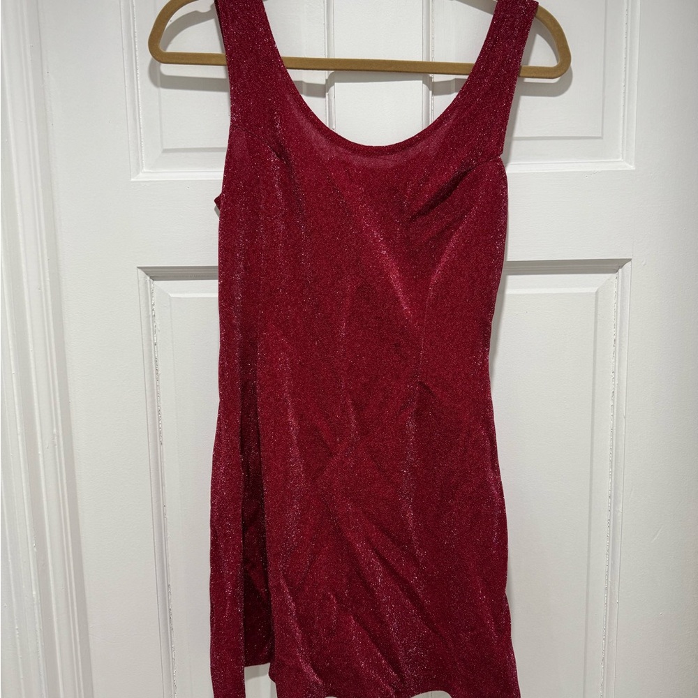 Sparkling Red Sleeveless Dress